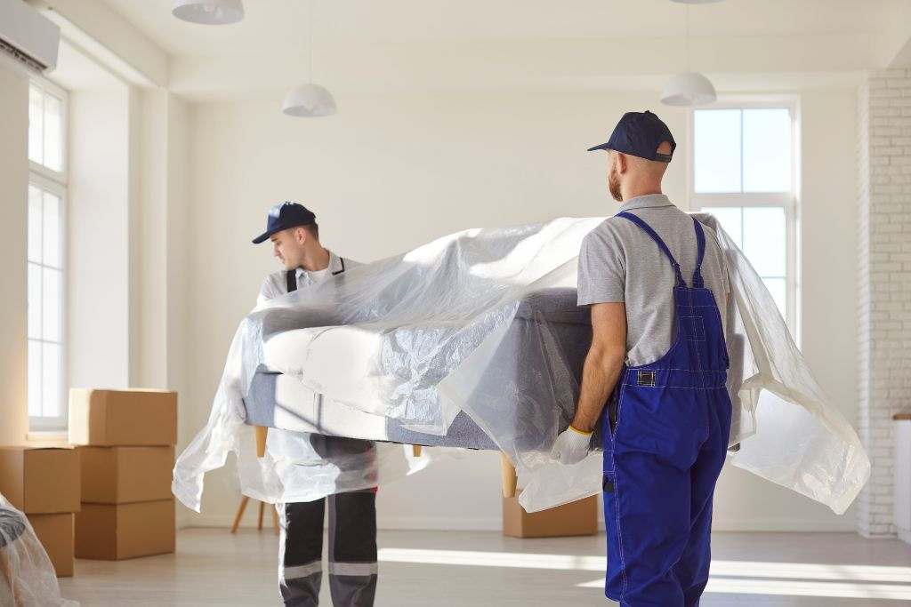 How Furniture Removalists Handle Homes That Feel Impossible to Move