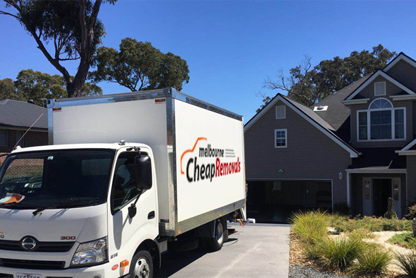 Moving Service Image